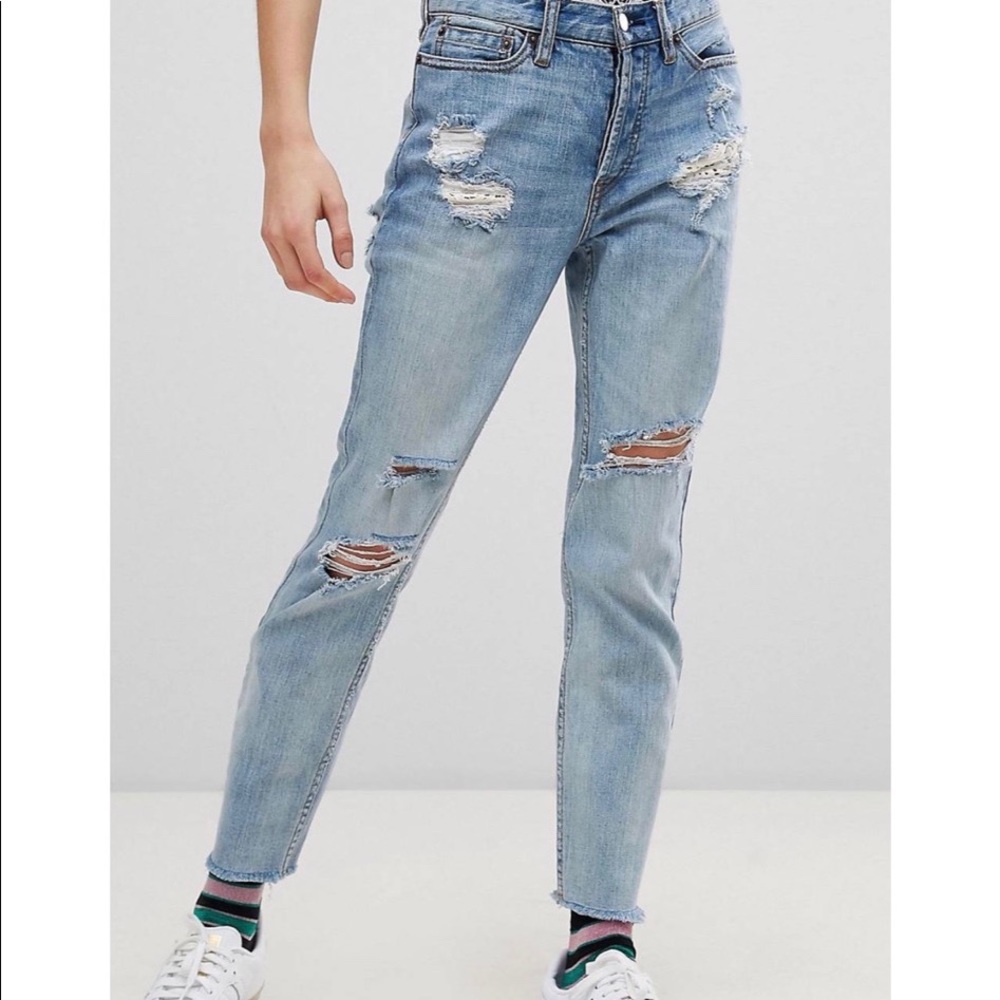 NWOT FREE PEOPLE Lacey Stilt Rip Knee Skinny Jeans
